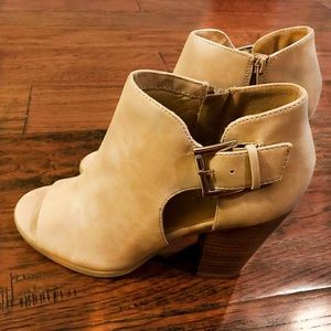 Peep Toe Booties; Size 7 (2 available)